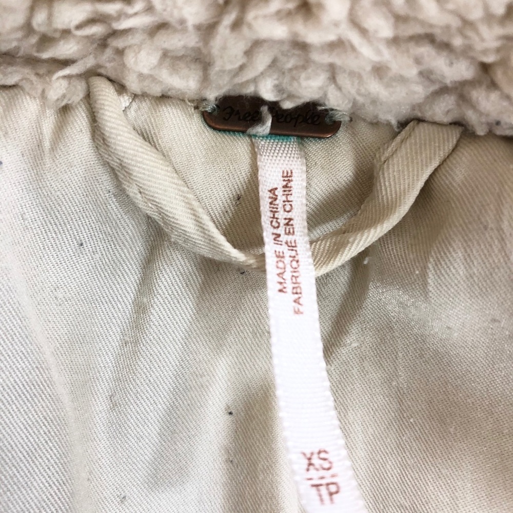 Free People Teddy  jacket cream XS faux fur - Picture 11 of 12